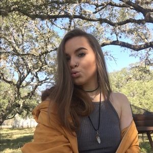 Meet your Posher, Aubry